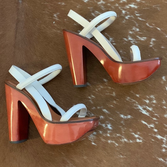 CHARLES JOURDAN Glossy Wood Platforms, Cream - Picture 13 of 13